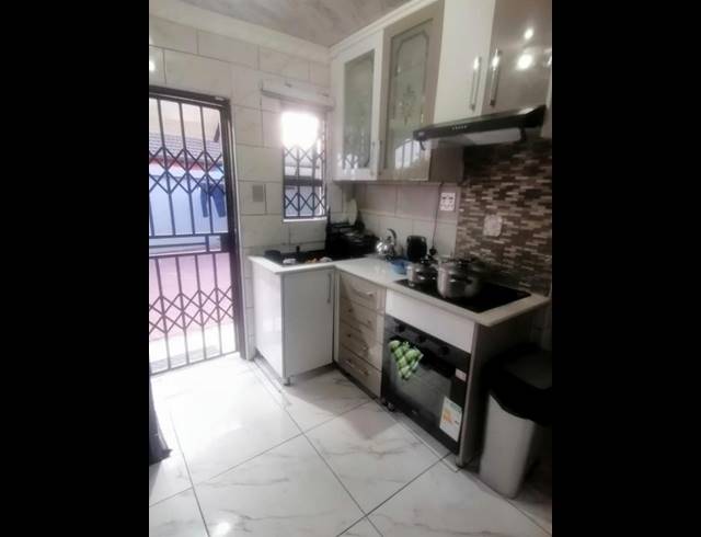 3 BEDROOM HOUSE FOR SALE IN VOSLOORUS